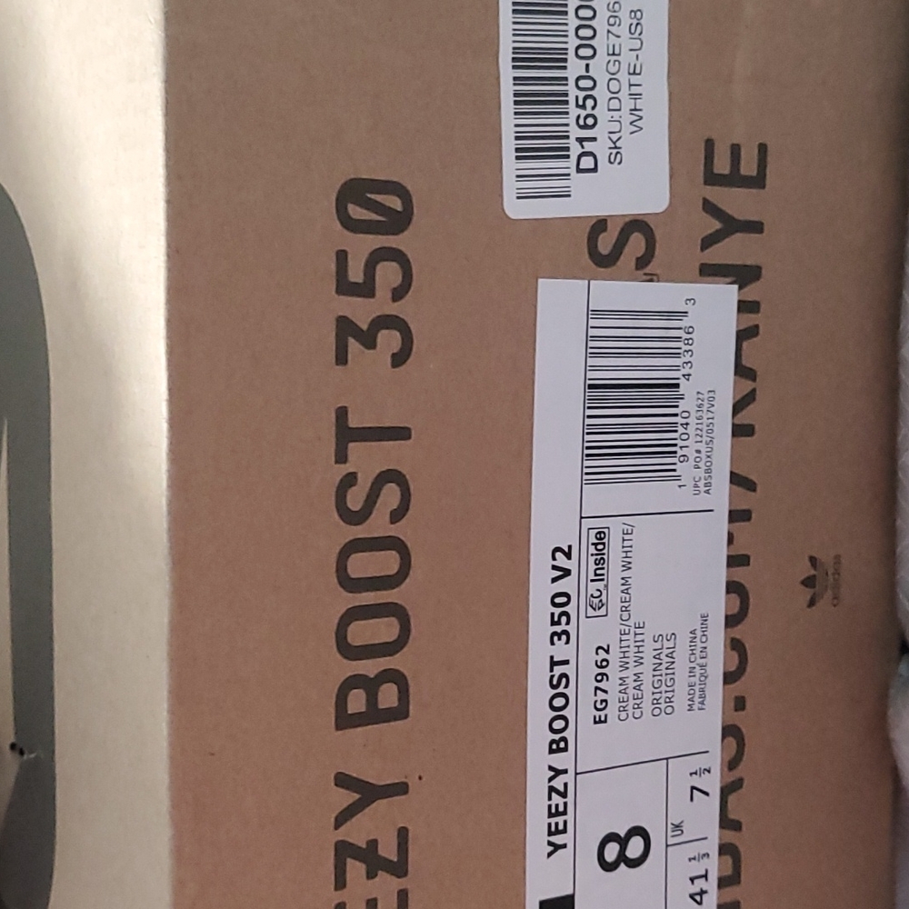 Yeeze - Picture 3 of 4